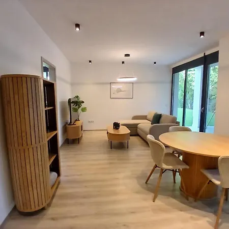 Fenyvesliget Iv Lejlighed *