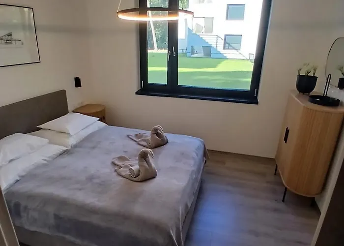 Fenyvesliget Iv * 발라톤페니베스